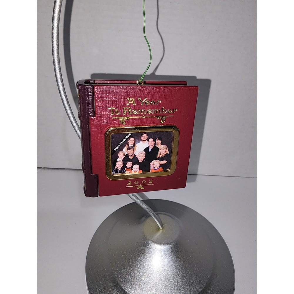 Hallmark Keepsake Ornament 2002 A‎ Year to Remember Photo Book
